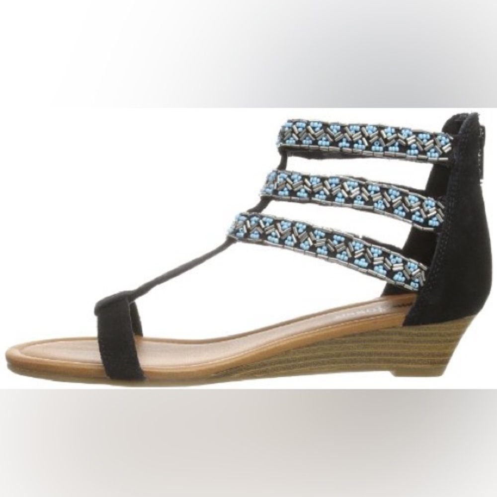 Minnetonka Women's Monte Carlo
Wedge turquoise beaded sandals Sz 6